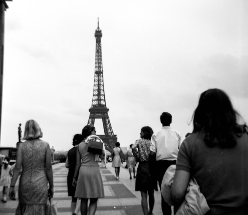 Paris il y a 50 ans : d’étonnantes photos vintage en noir et blanc de la Ville Lumière dans les années 1960 _ nan