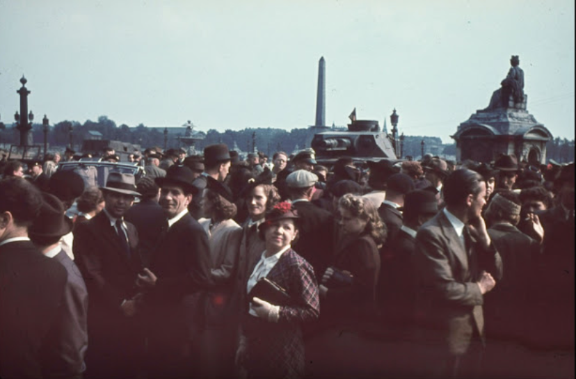 25 photographies couleur capturent la chute de Paris en 1940 _ nan