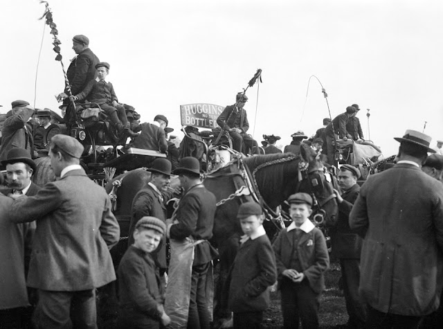 Rare Found Photos That Capture Street Scenes of London From the 1890s_Ha