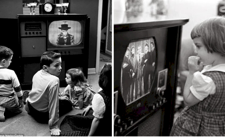 Before the No smartphones and Internet – 35 Vintage Photos Show Children Watching TV in the old _ nan