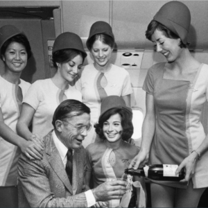 60 Vintage Pictures of Lovely Pacific Southwest Airlines Flight Attendants From the 1960s and 1970s _ nan